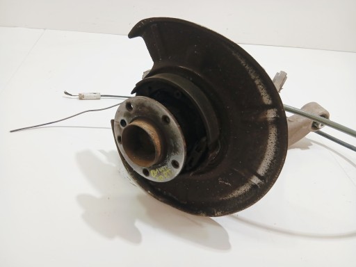 čepu otoč pravý záď BMW E61 306D3 X DRIVE OE (0000557)