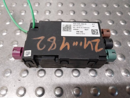 module control unit USB HUB 5G0035953D SUPERB III 3V GOLF VII T-ROC A3 8V VW T6