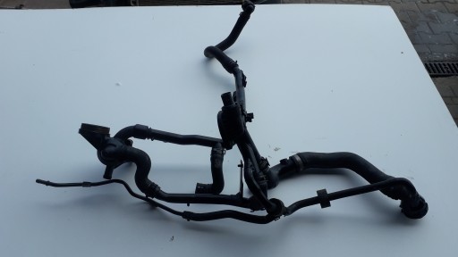 AUDI Q3 TIGUAN cijev crijevo vode 1,6B TDI 03L121065AJ