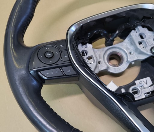 steering wheel, leather WIELOFUNKCYJNA buttons bundle TOYOTA RAV4 5 V XA50 OE