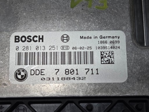 számítógép vezerlő egység motor BMW E60 E61 2.0 D 7801711