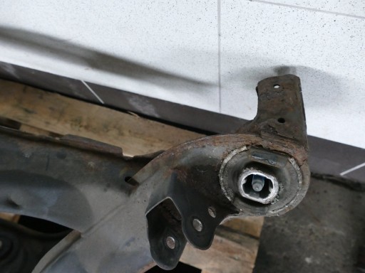 MERCEDES SLK R170 axle beam subframe axle beam sider RAMA rear part 1703502100