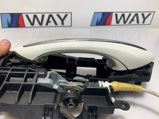BMW F10 F11 LIFT handle left rear part rear A300 ALPINWEISS 7175649