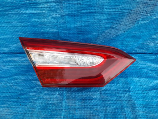 33-243 - Toyota camry ix 2019 — фонарь задний левый в левом подкрылке