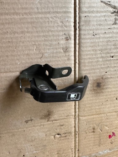 Jimny ручка відкривання паливного бака