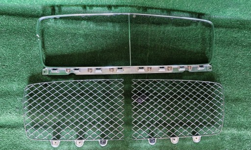 РЕШІТКА ПЕРЕДНЯ BENTLEY CONTINENTAL GT 3SD853667A