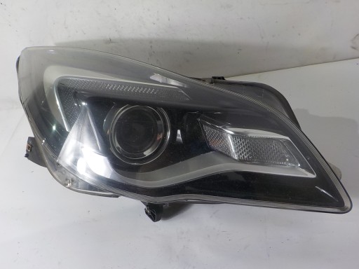 OPEL INSIGNIA A LIFT light right front front UK