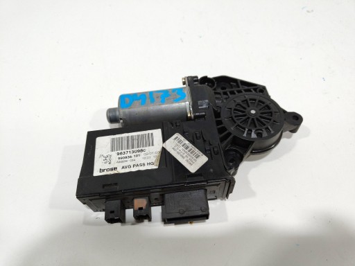 Peugeot 307 мотор передней левой двери 9637130980 функциональный