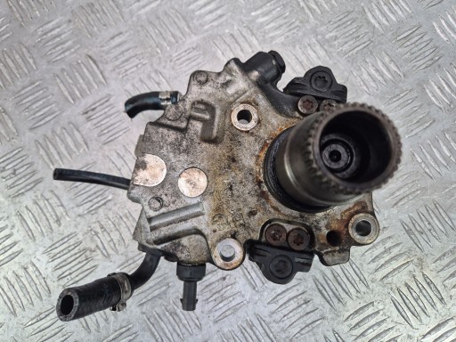 Mercedes C250 CDI W204 einspritzpumpe OM651911 A6510701201