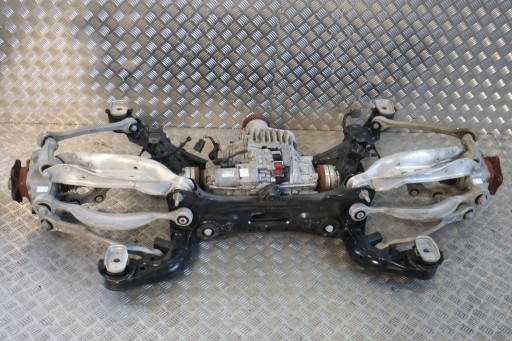 ПОВНА ПІДВІСКА ЗАДНІЙ МІСТ LAMBORGHINI URUS