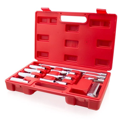 Набор свечных ключей из 11 предметов.