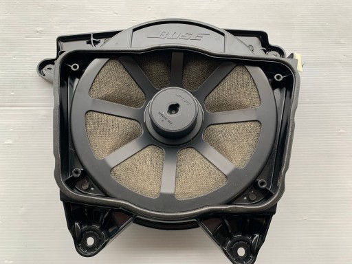 4H0035481A - AUDI A8 D4 4H сабвуфер BOSE