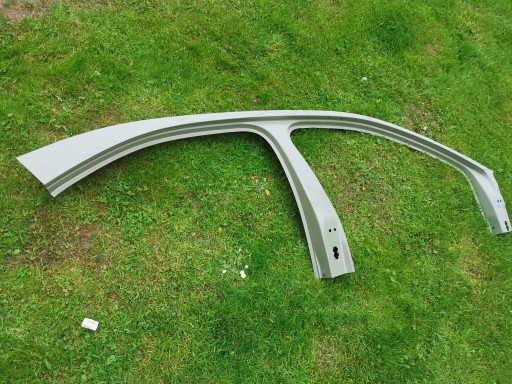 SKODA SUPERB III right pillar side