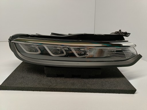 CITROEN C3 III LIFT 20- LAMPA PRAWA ŚWIATŁO DRL PRAWE PRZÓD LED 9823312980