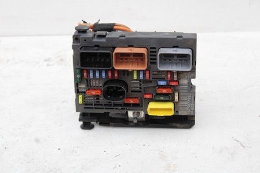 96 75 - Модуль bsi citroen peugeot 9675877980 r02