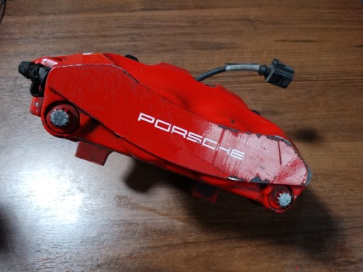 ČELJUST KOČIONI DESNI STRAŽNJI PORSCHE CAYENNE 7P5 1