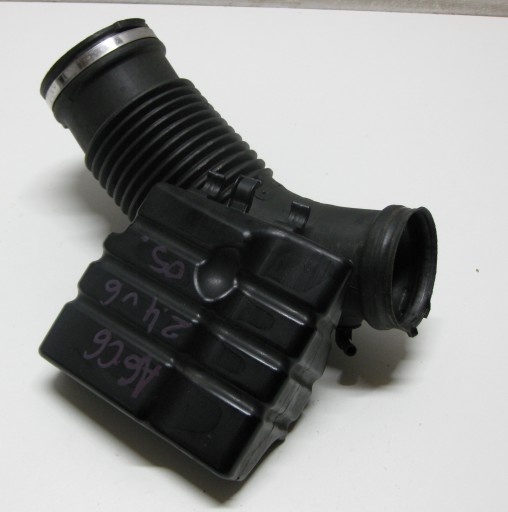 AUDI A6 C6 2.4 6V 05R pipe air hose 06E129629E