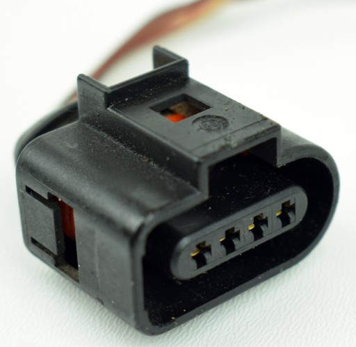 BOVCAR2 BOVCAR2 - Audi a4 b7 універсал заглушка заднього ліхтаря задня вставка