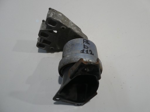 T5 LIFT 2.0TDI engine mount 7H0199256J 7E0199207