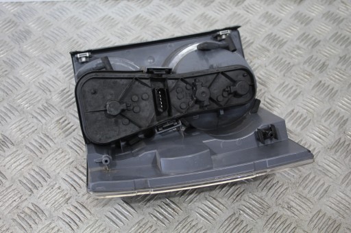 light right rear part RANGE ROVER VOGUE III 3 L322