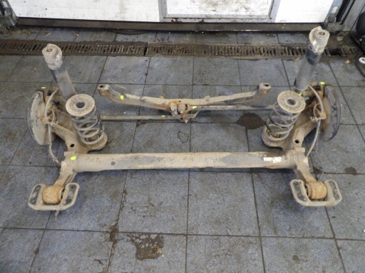 01 - Opel astra j hb 5d балка заднего моста