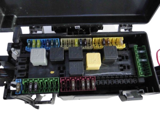 A166540XXXX - Mercedes gl gls x 166 блок предохранителей