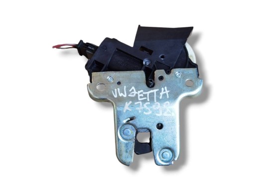 de la Serrure du capot Porte coffre hayon Volkswagen Jetta 5 2007 4F5827505D