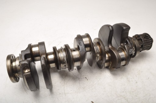 Крайслер 300м 3.5 коленвал