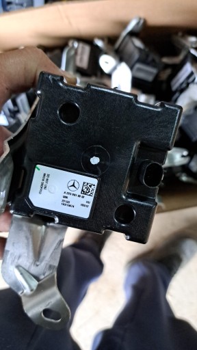 Новый динамик mercedes oe a2239016902