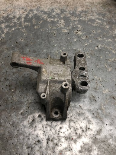 holder engine mount VW SKODA AUDI 5N0199262F