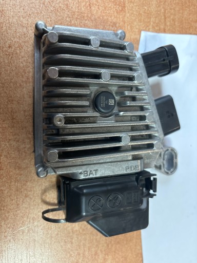 556897 - Peugeot 308 t10 citroen - модуль контролера, термінал 9849278480