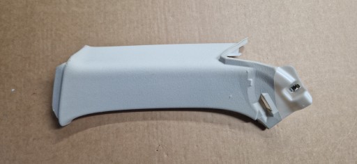 Крышка стойки PASSAT B8 универсал ST. TROPEZ 3G9867242