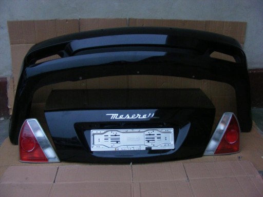 222222222 - ЗАДНІ ДВІРІ БАГАЖНИКА MASERATI QUATTROPORTE 04 - НОВИЙ