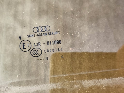 window Z door left rear part AS3 AUDI A4 B9 8W sedan OE 8W5845205A PRZYCIEMNIANA