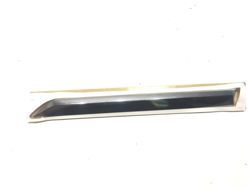 Накладка двери левая Tiguan R-line 5NA853688C