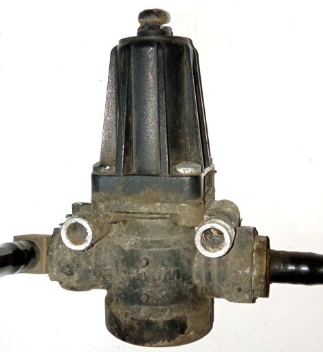 ZAWÓR REDUKTOR CIŚNIENIA MAN TGX 4750103330 za 98.40PLN z