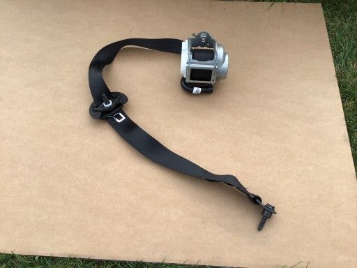 98172279 - ПЕРЕДНИЙ ПРАВЫЙ РЕМЕНЬ PARTNER IV BERLINGO 2018 ->