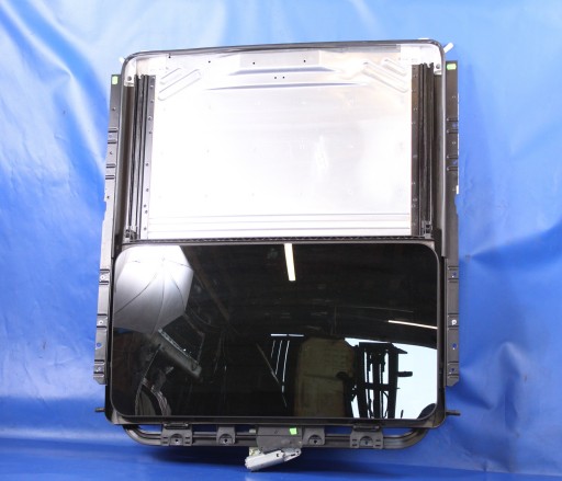 SZYBERBMW7E65 - Люк в зборі BMW 7 E65 05R