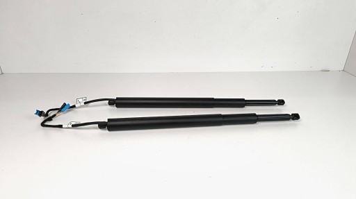 BMW 5 G30 G31 G38 7390410 Silowniki bonnet boot