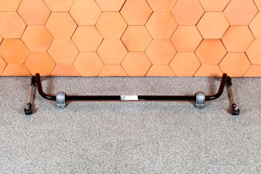 3529 - Bmw g20 x-drive стійка стабілізатора передня стійка стабілізатора 6873990 9 км!!!