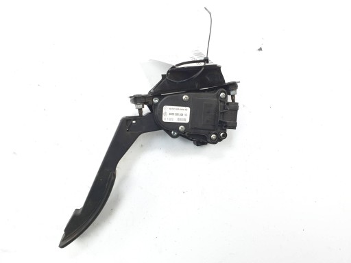 PEDAL 8200386506 DACIA SANDERO