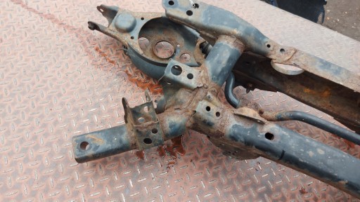 träger Achsträger Fahrschemel Vorderachsträger heck hinten LEXUS IS220 05