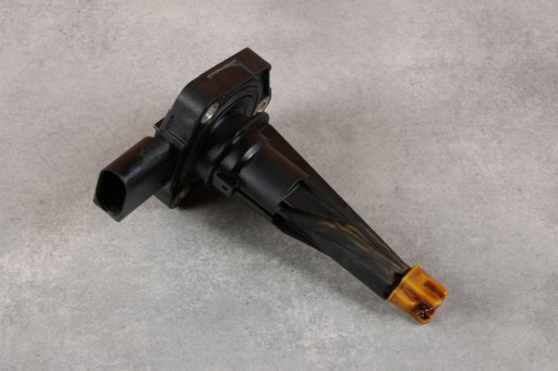 BMW F30 F31 F32 F36 G11 G15 G16 G30 X1 F48 sensor of the level oil 8638754