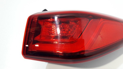 Hyundai Kona and light rear right 92402J9100 (R156)
