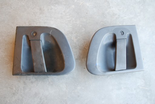 НАРУЖНАЯ ДВЕРНАЯ РУЧКА L / P RENAULT PREMIUM DXI