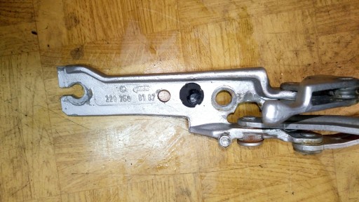 MERCEDES scharniere heck heckklappe kofferraumdeckel A2207500187