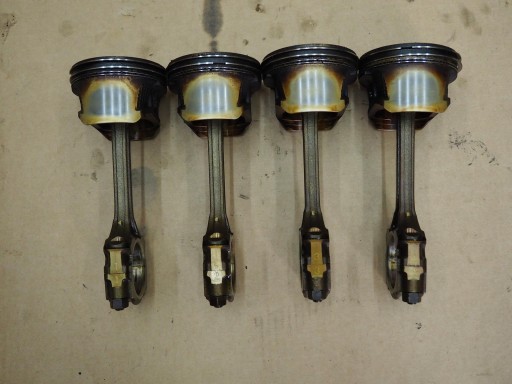 785565656 - Поршень шатун кривошип 1.8 16V PRIMERA P12 QG18