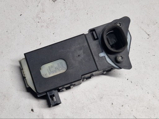 VOLVO V50 motorić vratašca goriva 30716754