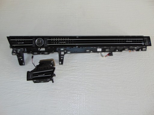 VW PASSAT B8 вентиляційна решітка годинник 3g1858416f