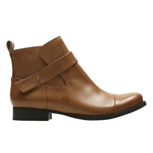 Clarks ladbroke magic hotsell